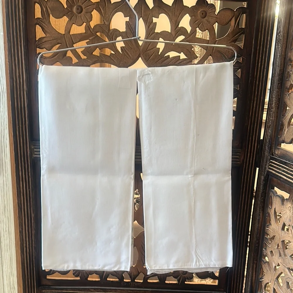 Vintage Pair of Floral Hand Embroidered Linen King Scalloped Edge Pillowcases.